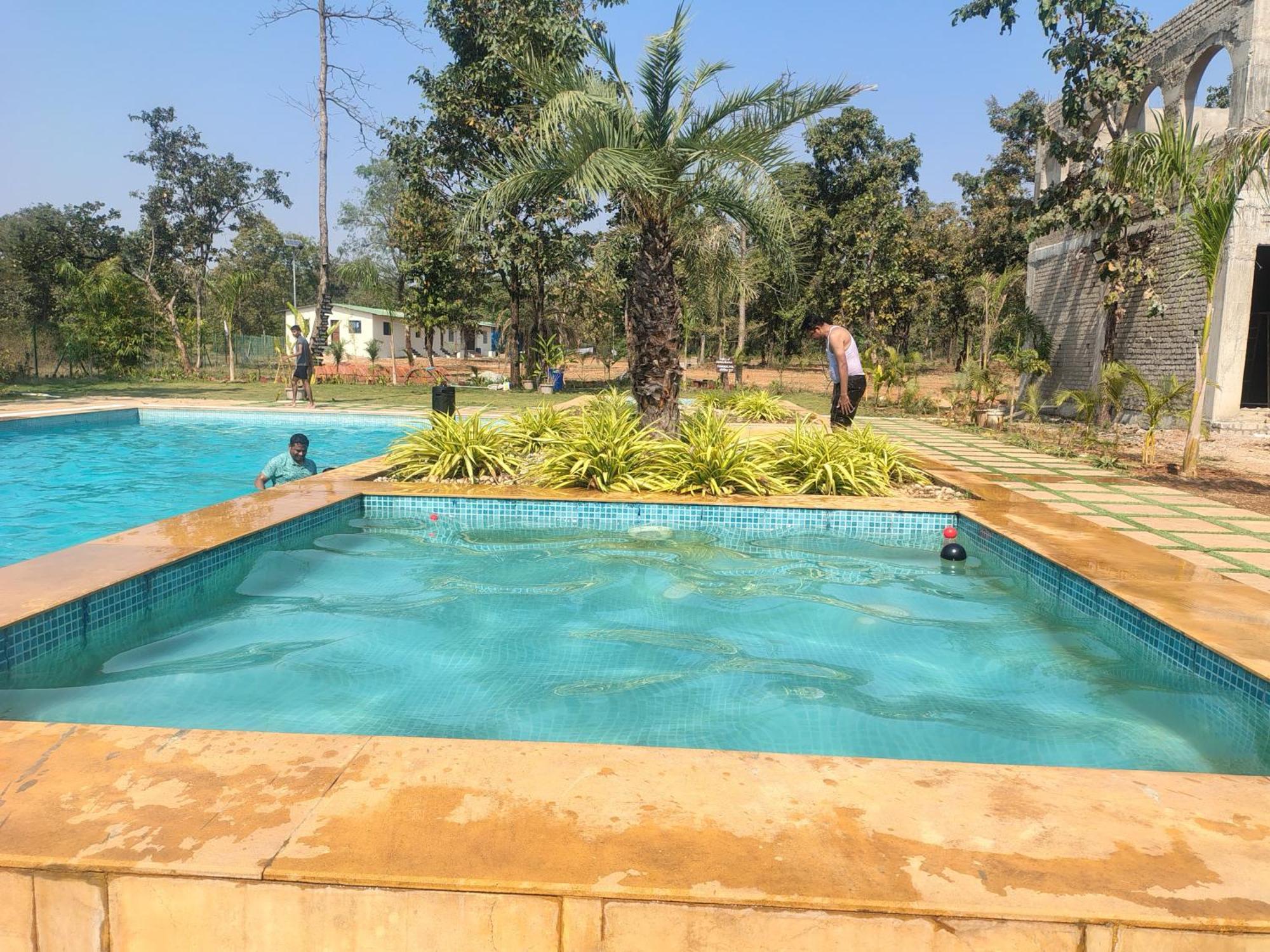 Gondia Palash The Jungle Resort מראה חיצוני תמונה